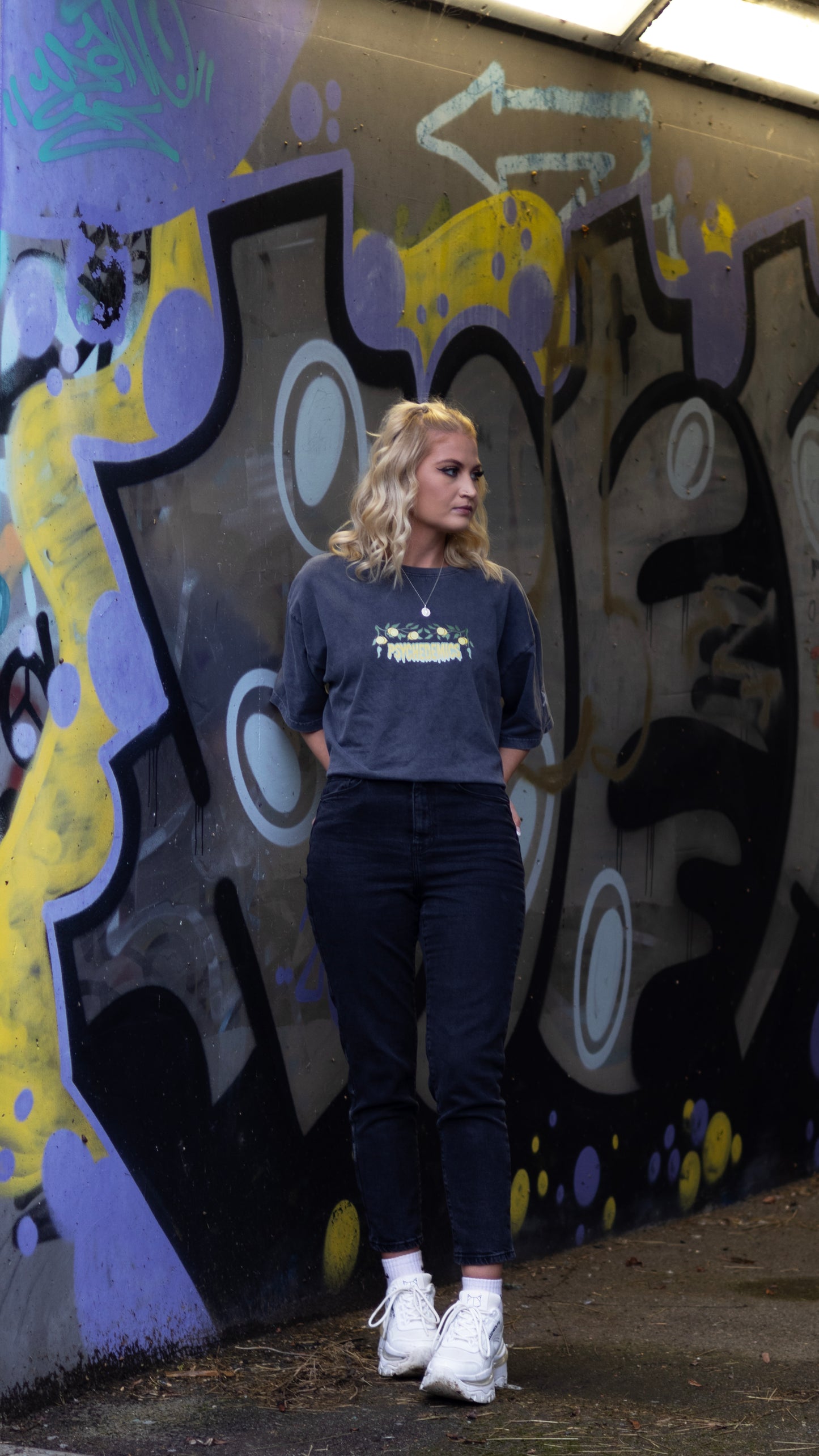 LemonTek Tee in Washed Black