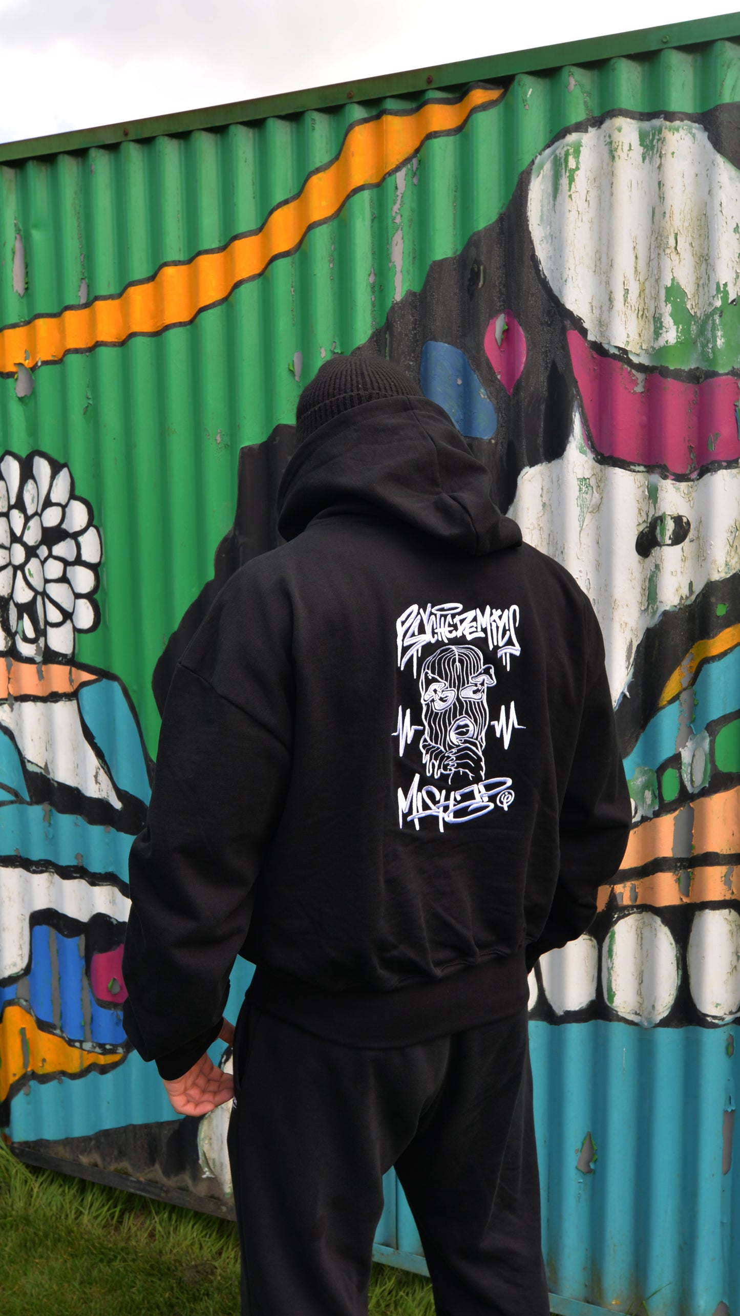 Mishap Colab Bally Bubble Hood - [ Black ]